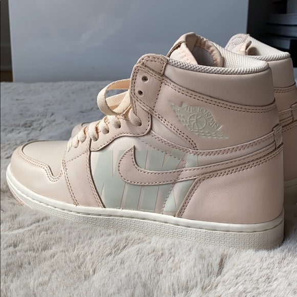 SOLD - Air Jordan 1 Retro High OG Deadstock - Picture 3 of 6